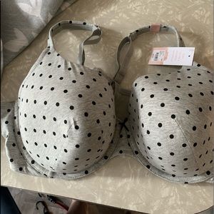 Cacique lightly lined t shirt bra  size 46D